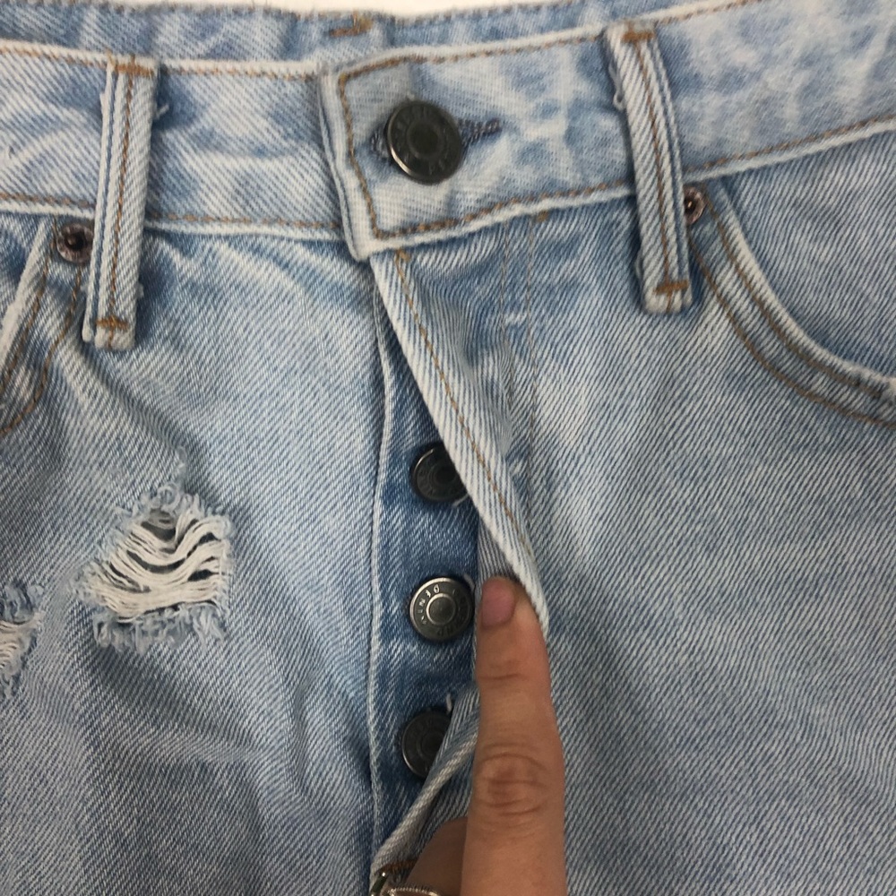 Grlfrnd Helena Button-Fly High Rise Distressed Je… - image 8